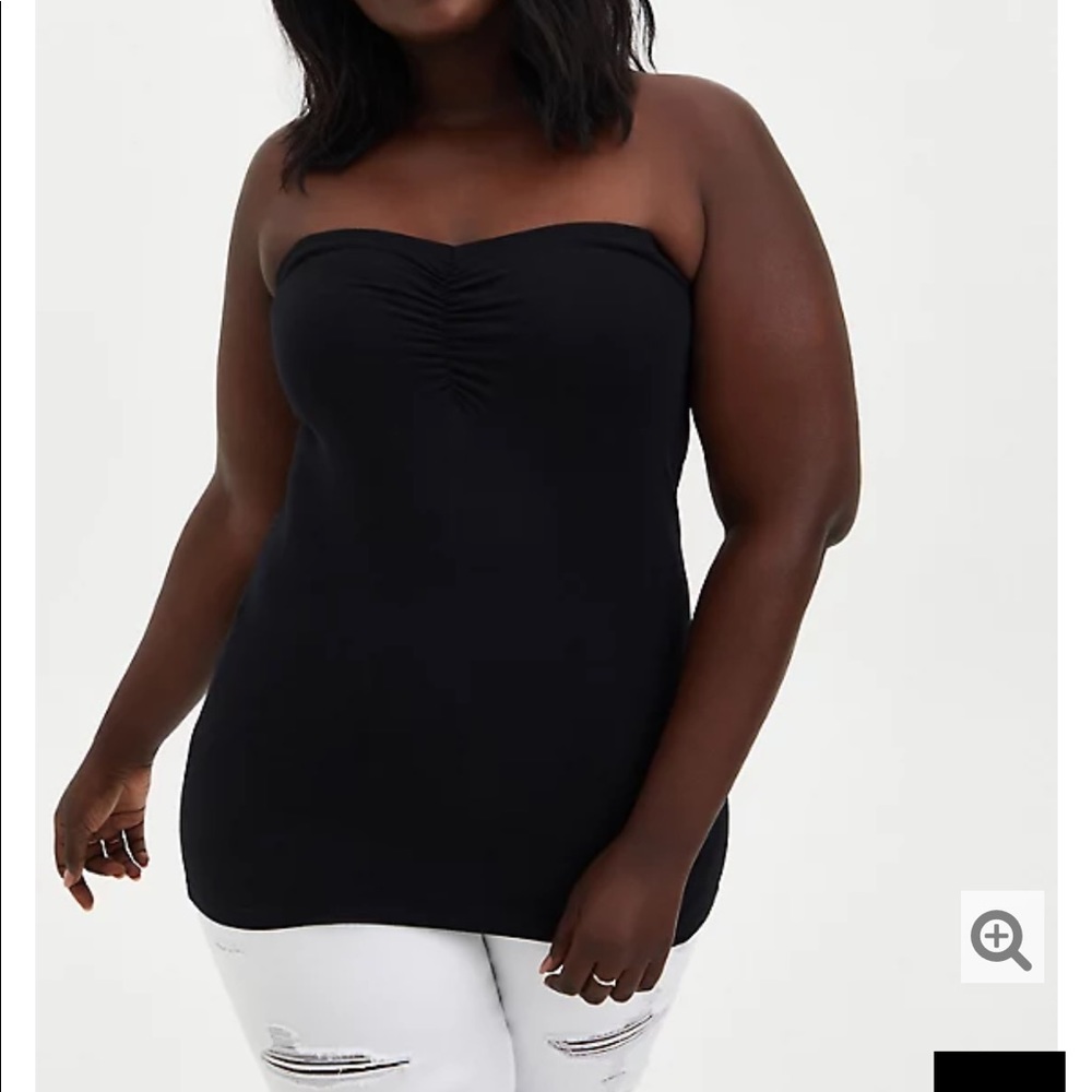 Nwt Torrid size 5 Ruched Black foxy Tube Top